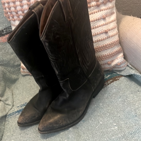 FRYE - Picture 6 of 6